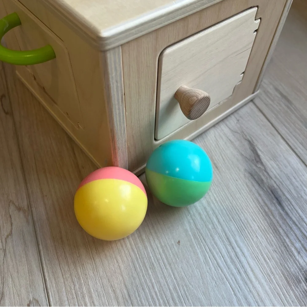 LOVEVERY Slide and Seek Ball Run with two balls